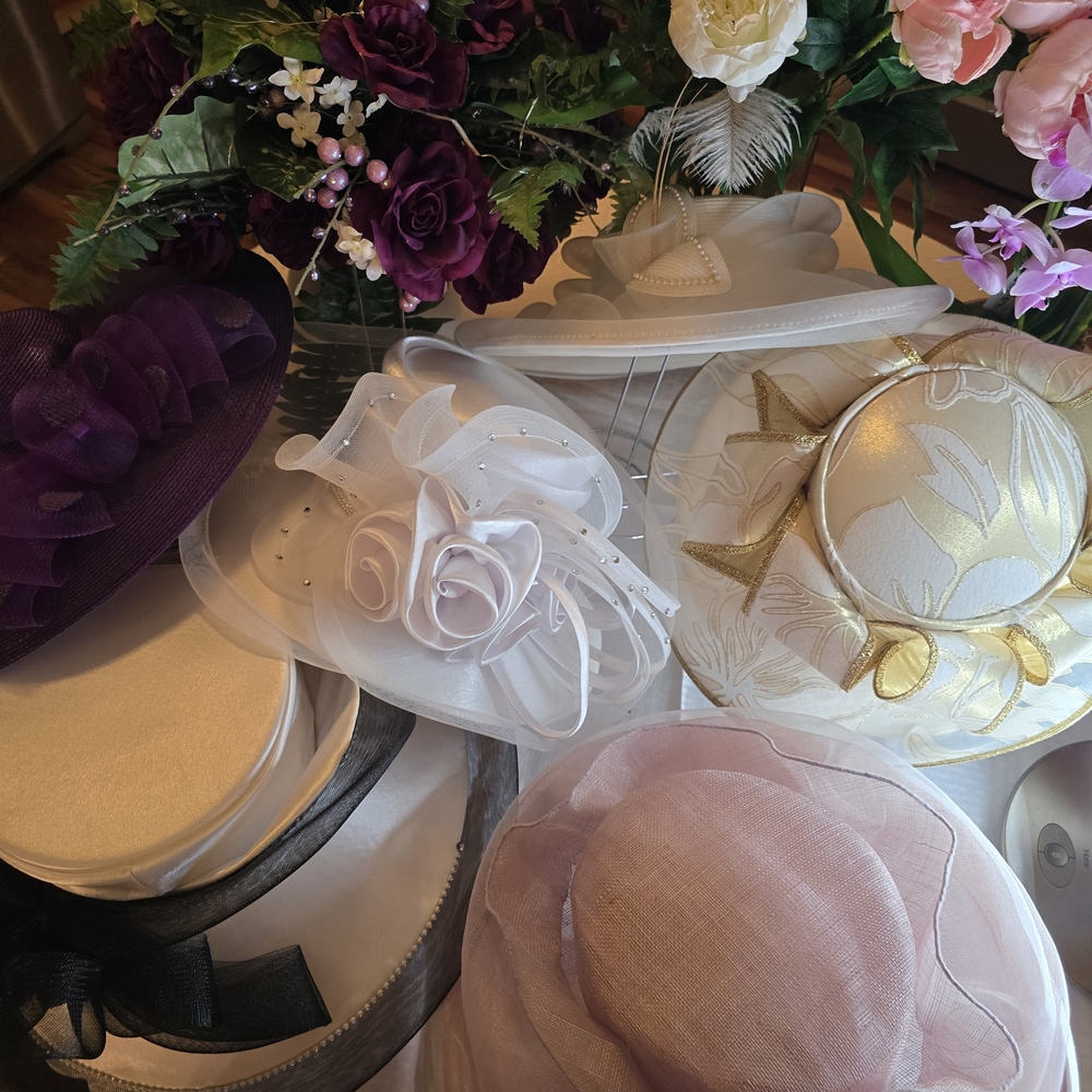 Elegant White and Gold Women's Hat